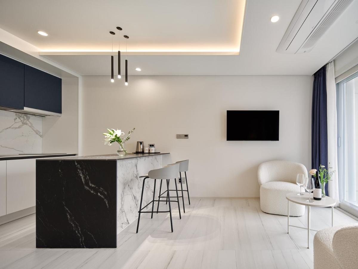 hotel-the-botanik-sewoon-01